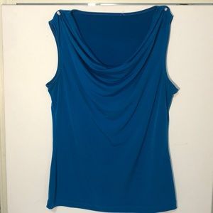 Scoop neck blouse